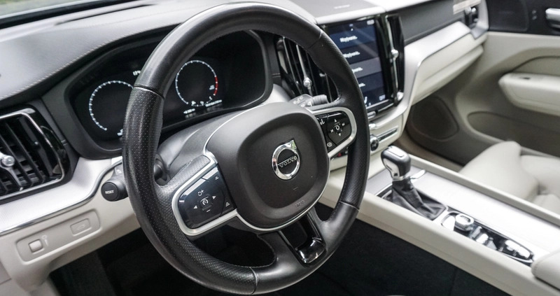 Volvo XC 60 cena 134900 przebieg: 171648, rok produkcji 2019 z Żnin małe 301